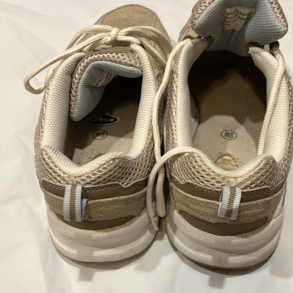 EUC Sz 9W Dr Scholls “Aster” suede sneakers - Picture 3 of 8